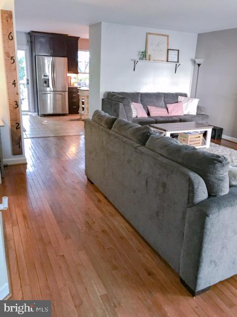 SPRING RIDGE - Residential