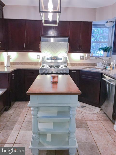 SPRING RIDGE - Residential