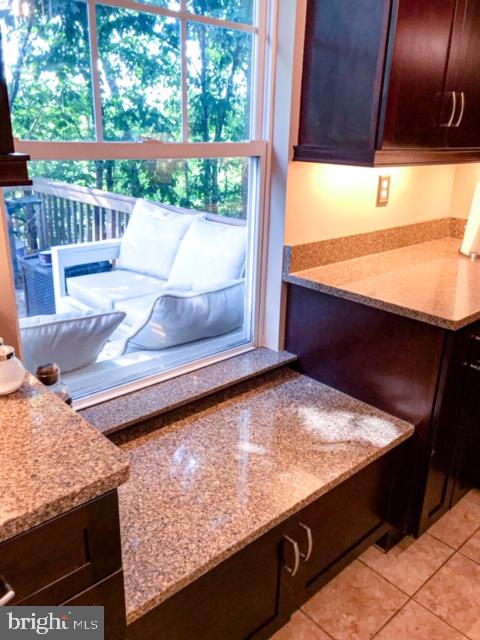 SPRING RIDGE - Residential