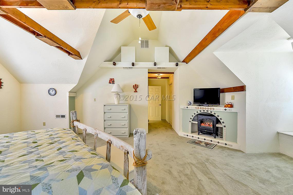 ST MARTINS BY THE BAY - Residential