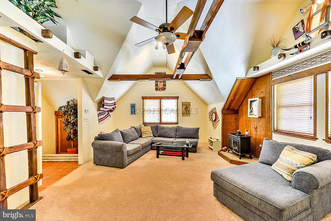 ST MARTINS BY THE BAY - Residential