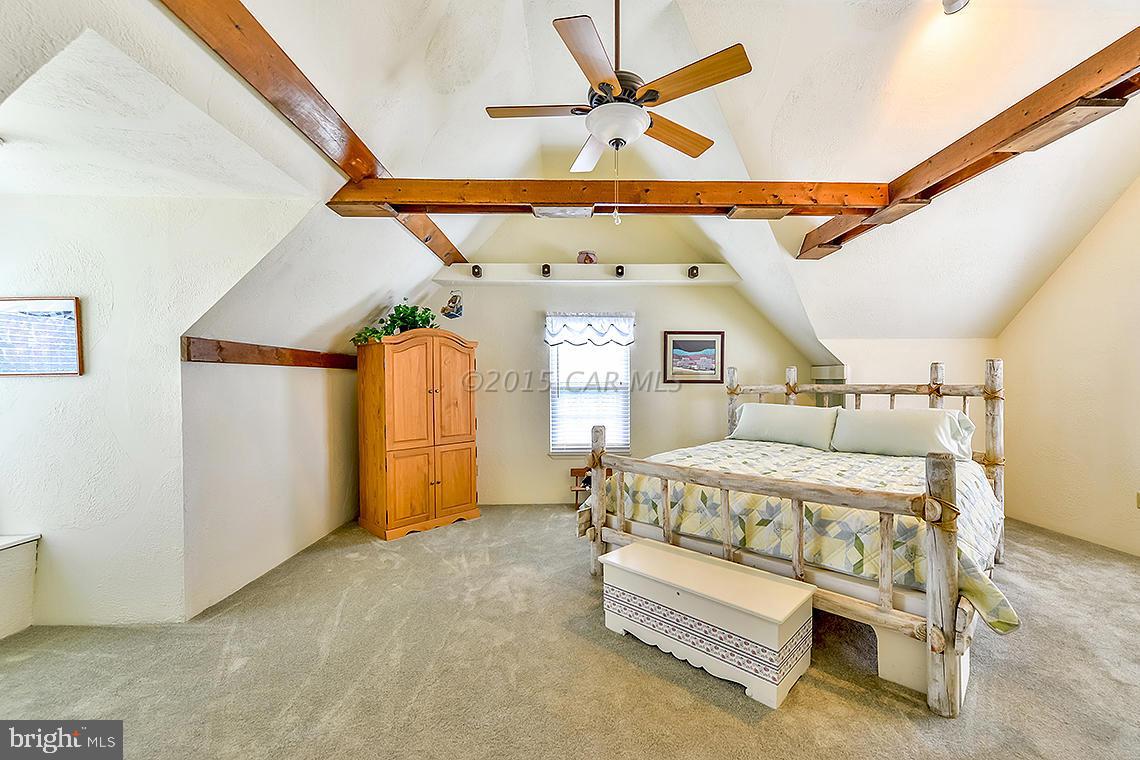 ST MARTINS BY THE BAY - Residential