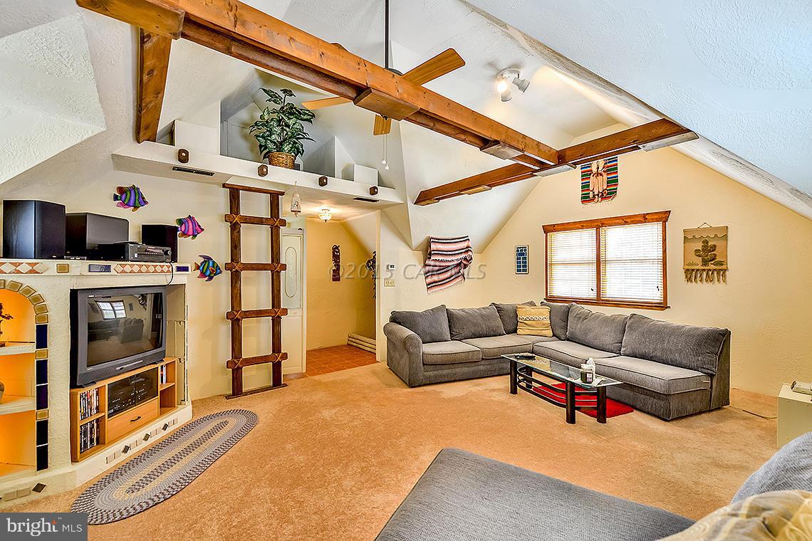 ST MARTINS BY THE BAY - Residential