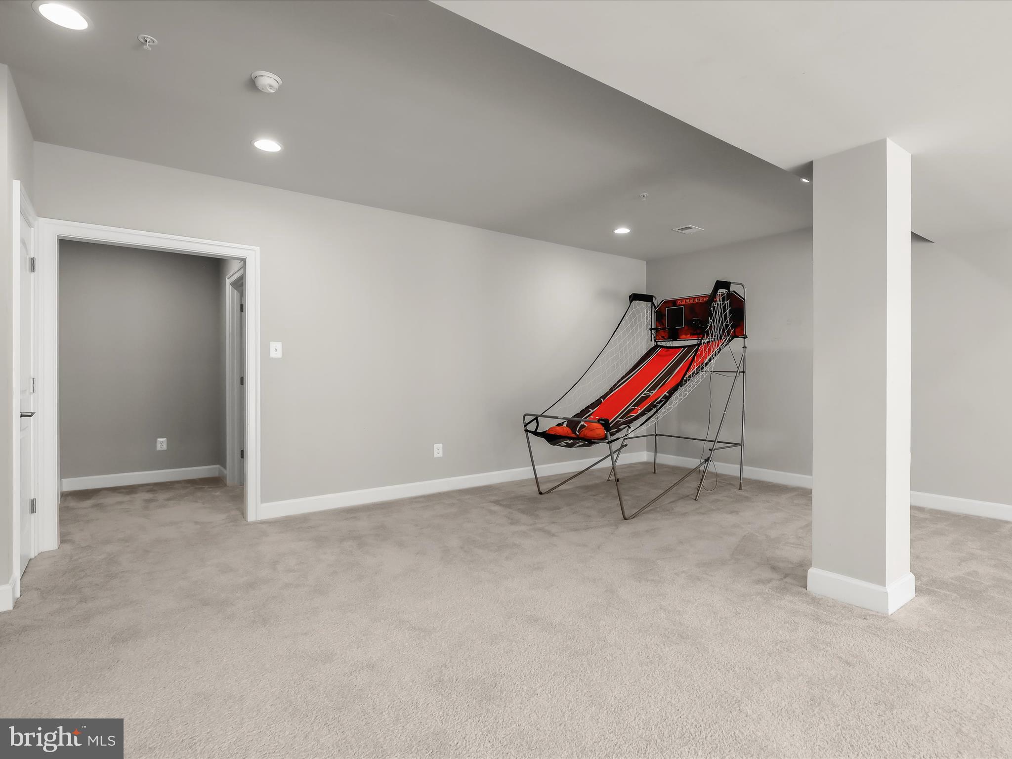 MAPLE LAWN - Residential