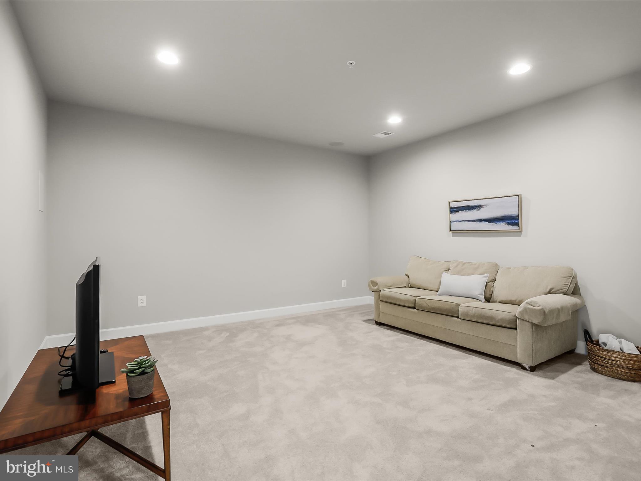 MAPLE LAWN - Residential