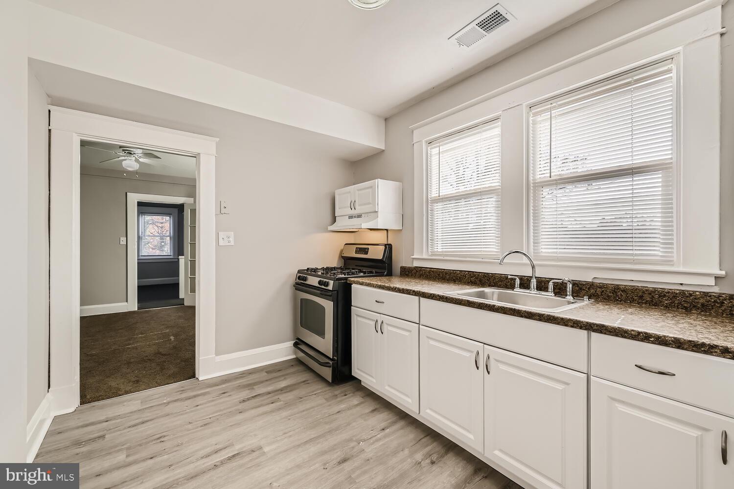 PARKVILLE - Residential Lease