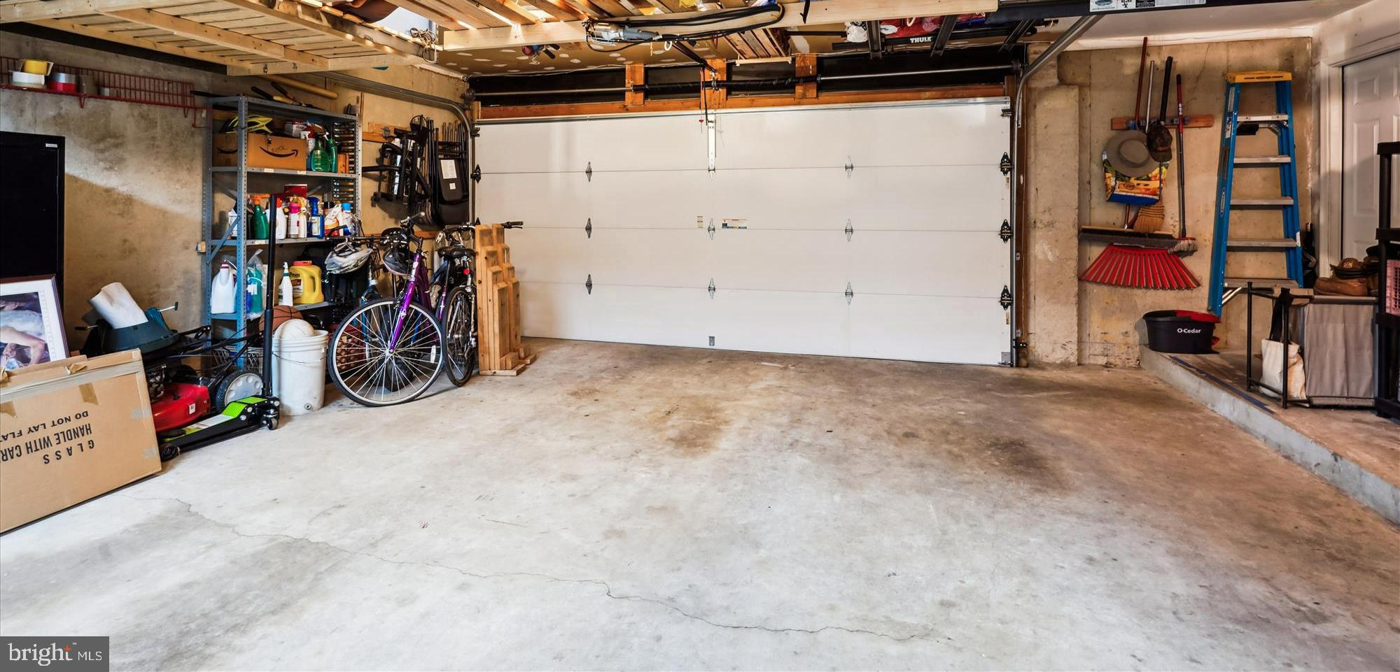 RACEWAY FARMS - Residential