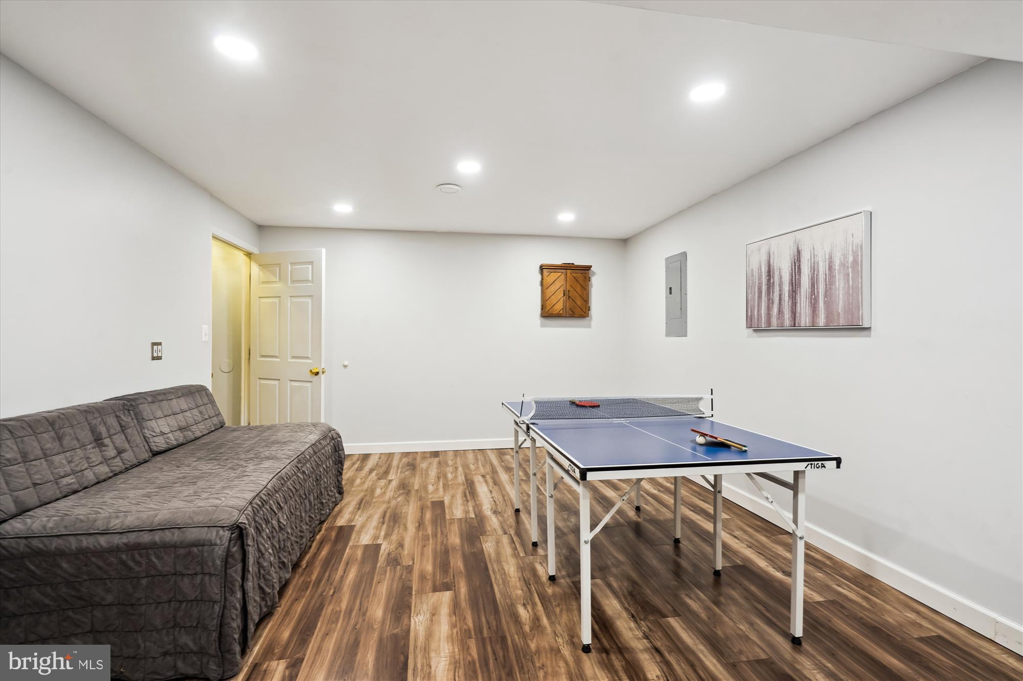 RACEWAY FARMS - Residential