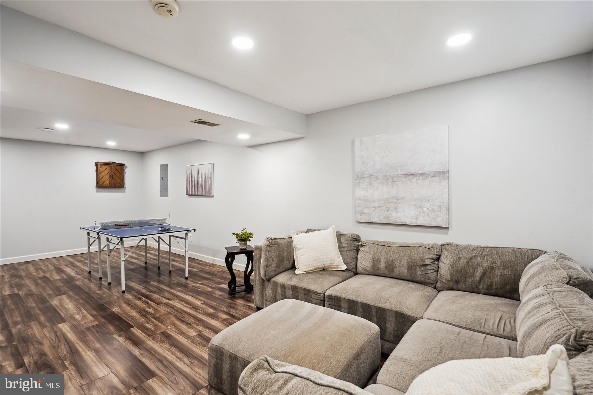 RACEWAY FARMS - Residential