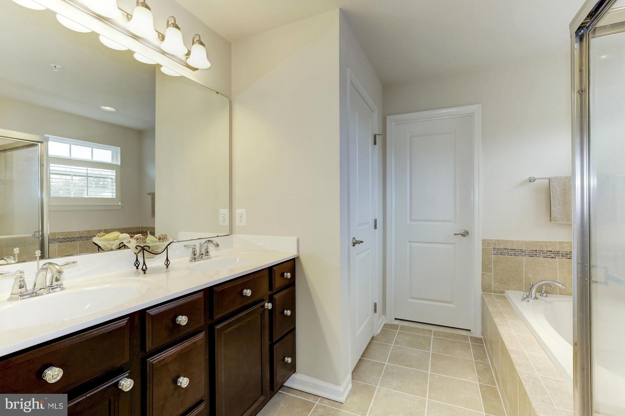 PINEY GROVE ESTATES - Residential