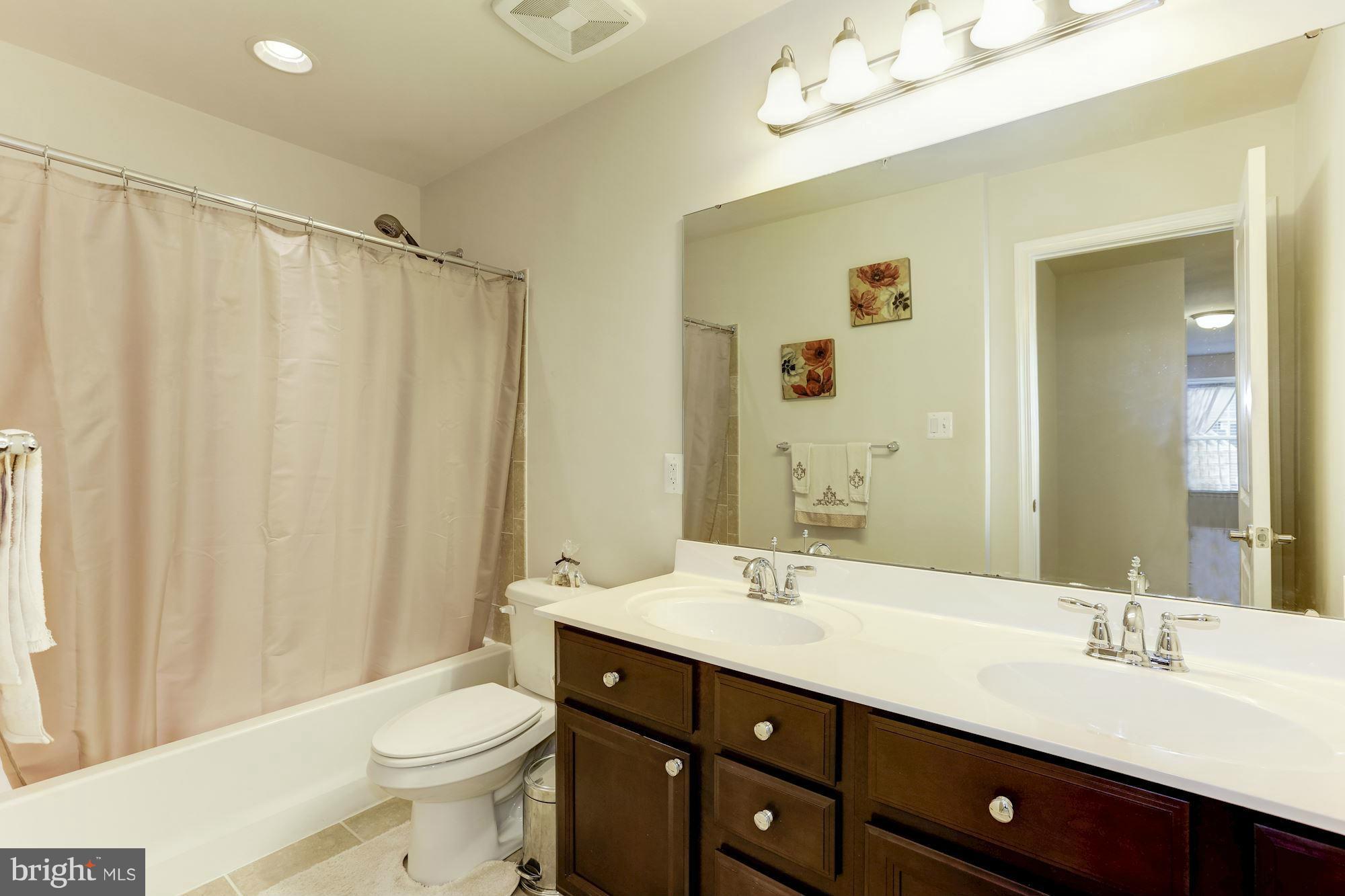 PINEY GROVE ESTATES - Residential