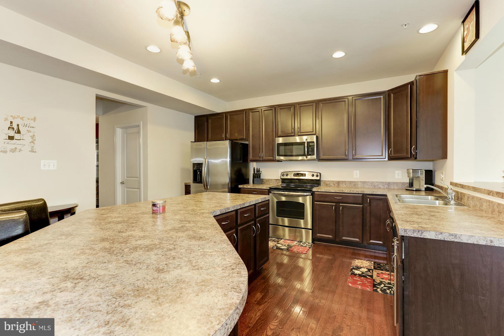 PINEY GROVE ESTATES - Residential