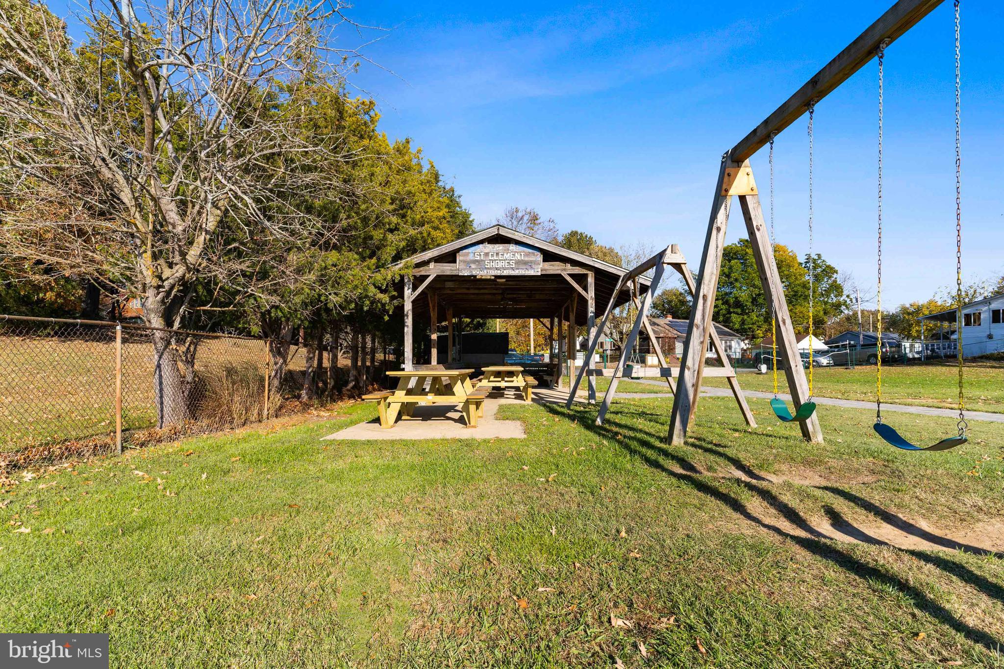 ST CLEMENTS SHORES - Residential