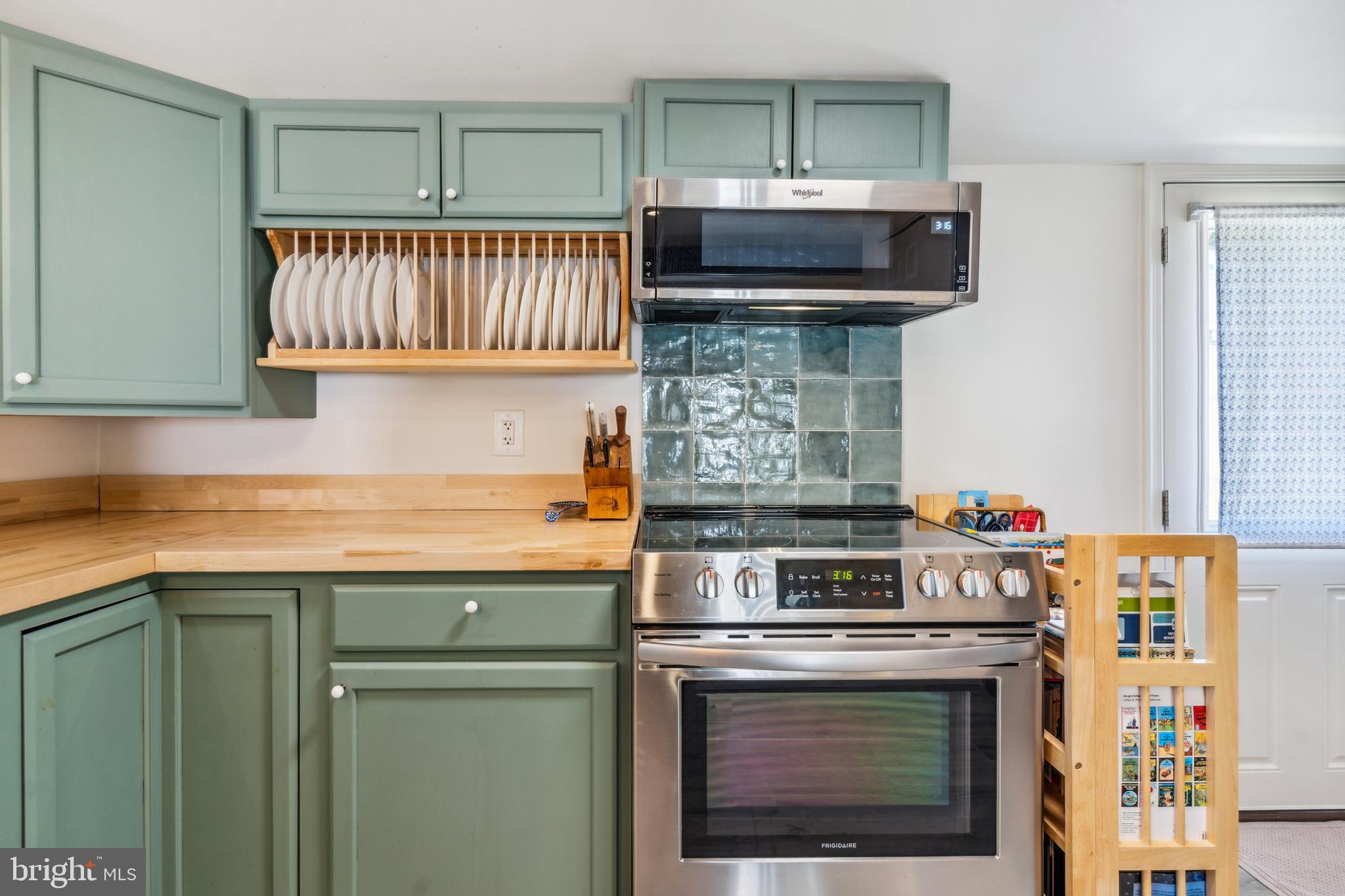 ST CLEMENTS SHORES - Residential