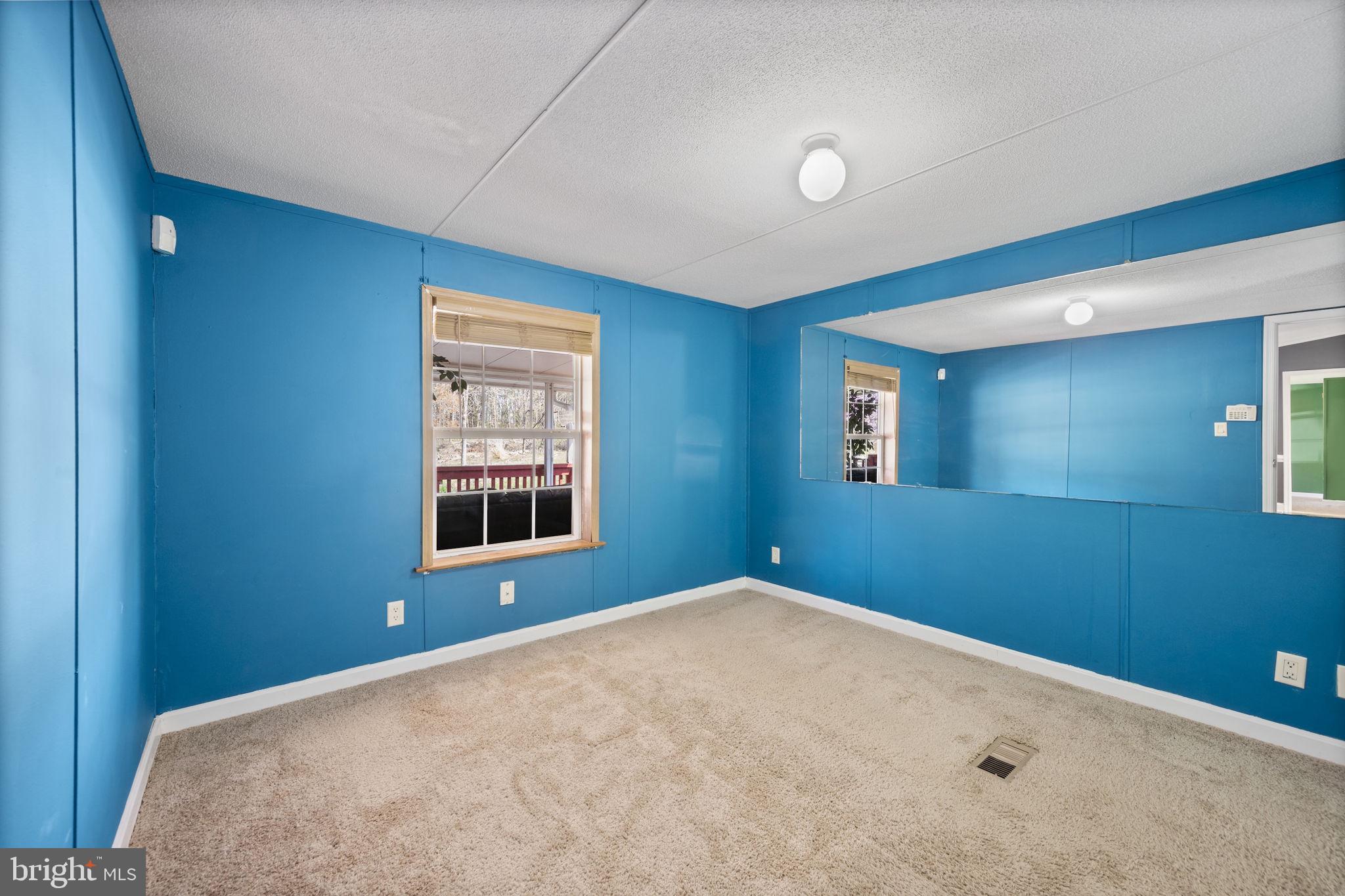 CHESAPEAKE MOBILE COURT - Residential