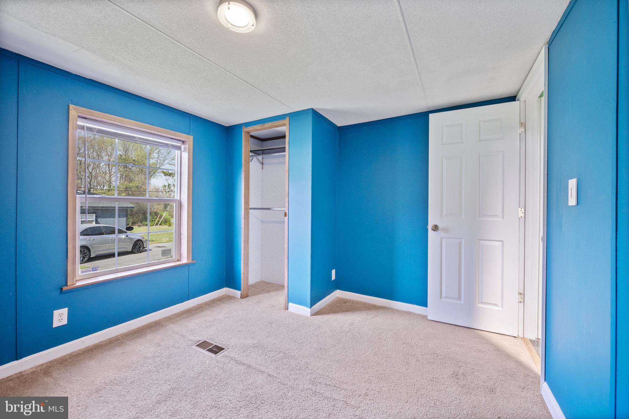 CHESAPEAKE MOBILE COURT - Residential