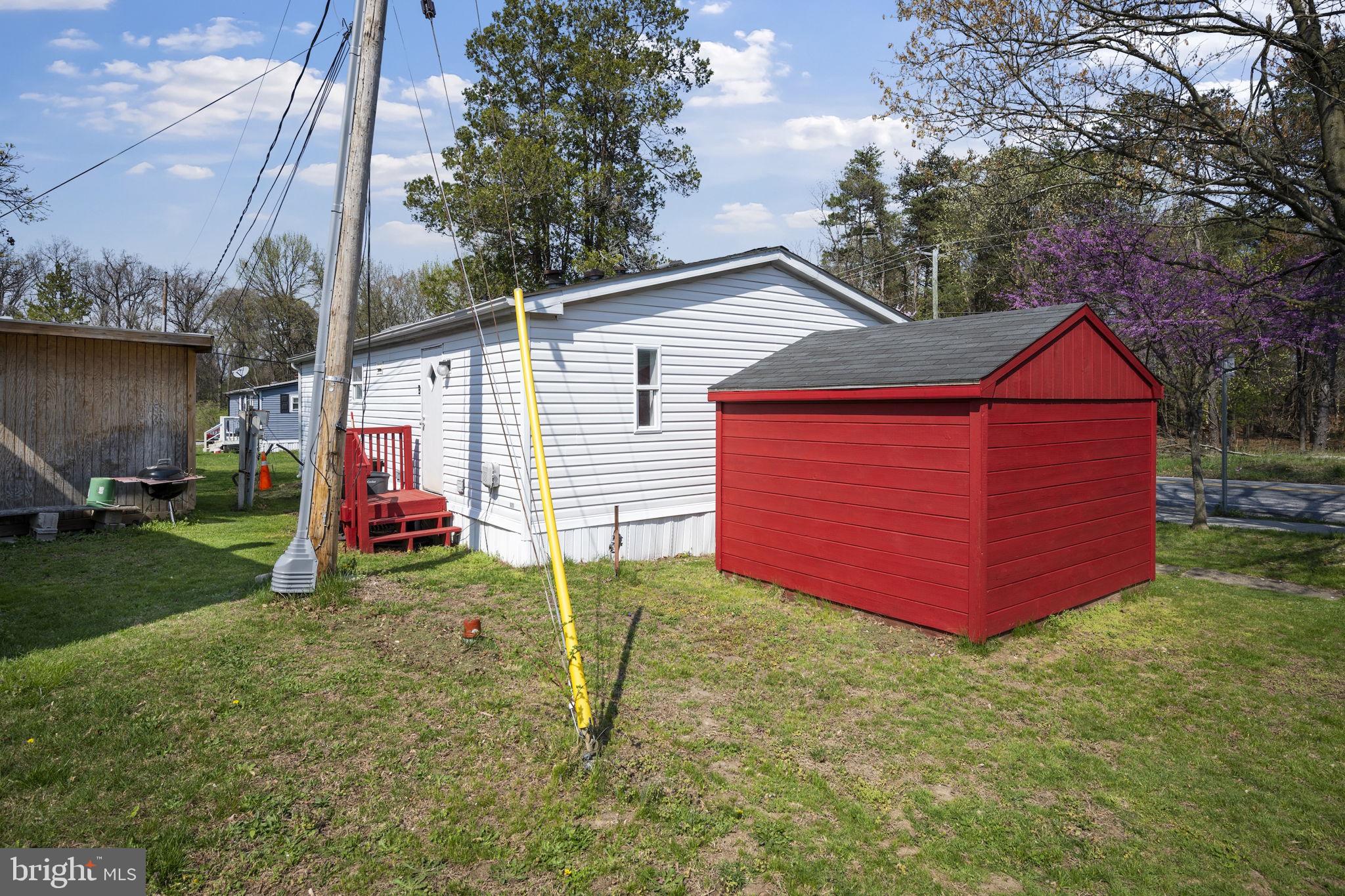 CHESAPEAKE MOBILE COURT - Residential