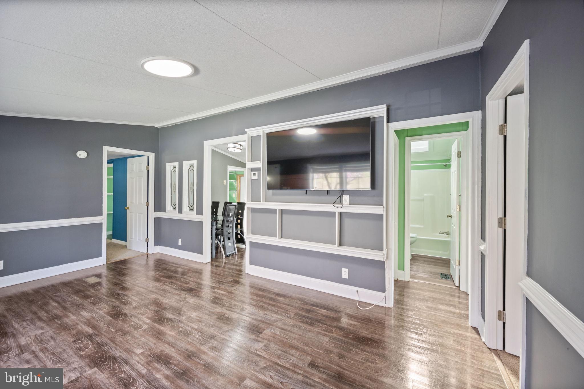 CHESAPEAKE MOBILE COURT - Residential