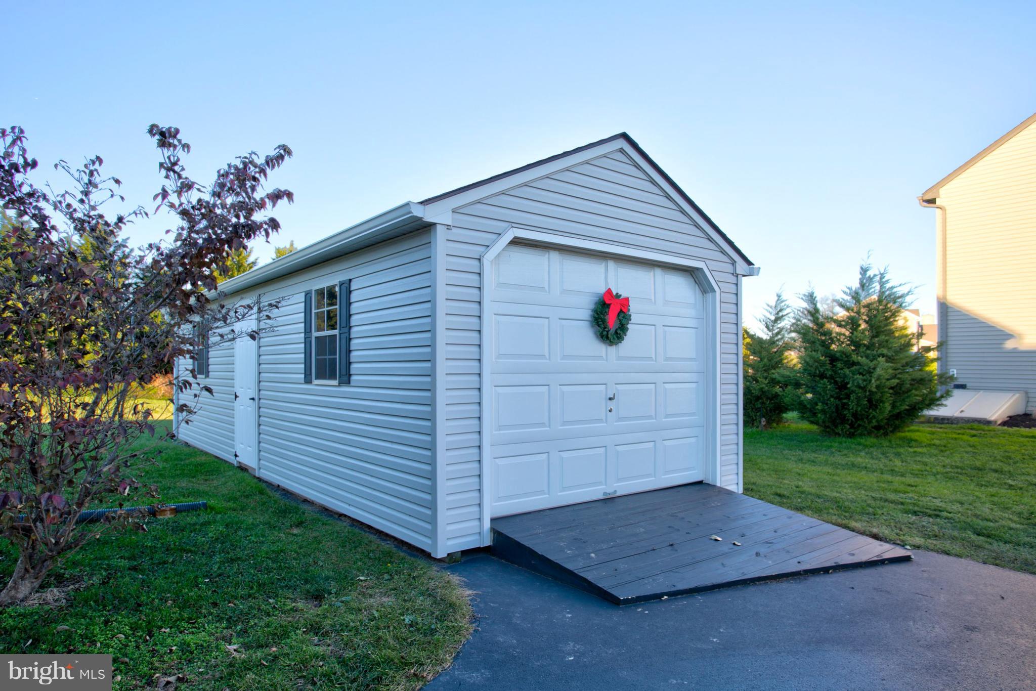 SOMERSET CROSSING - Residential