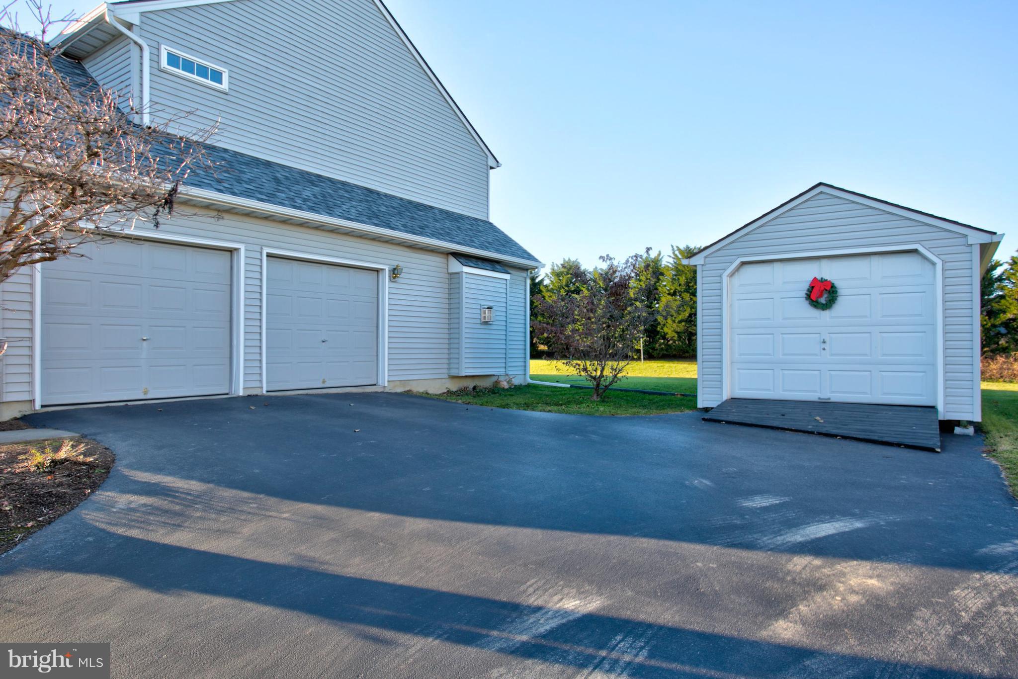 SOMERSET CROSSING - Residential