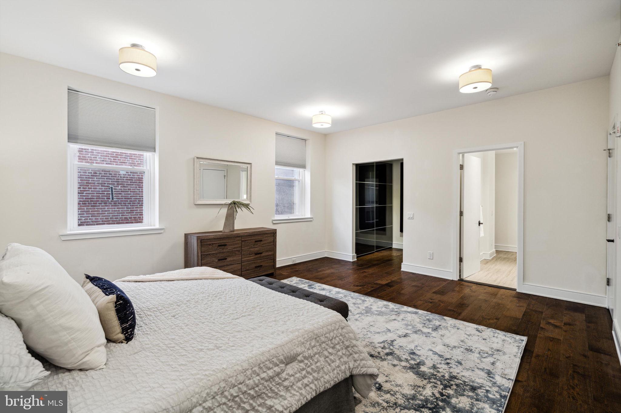 OLD CITY - Residential