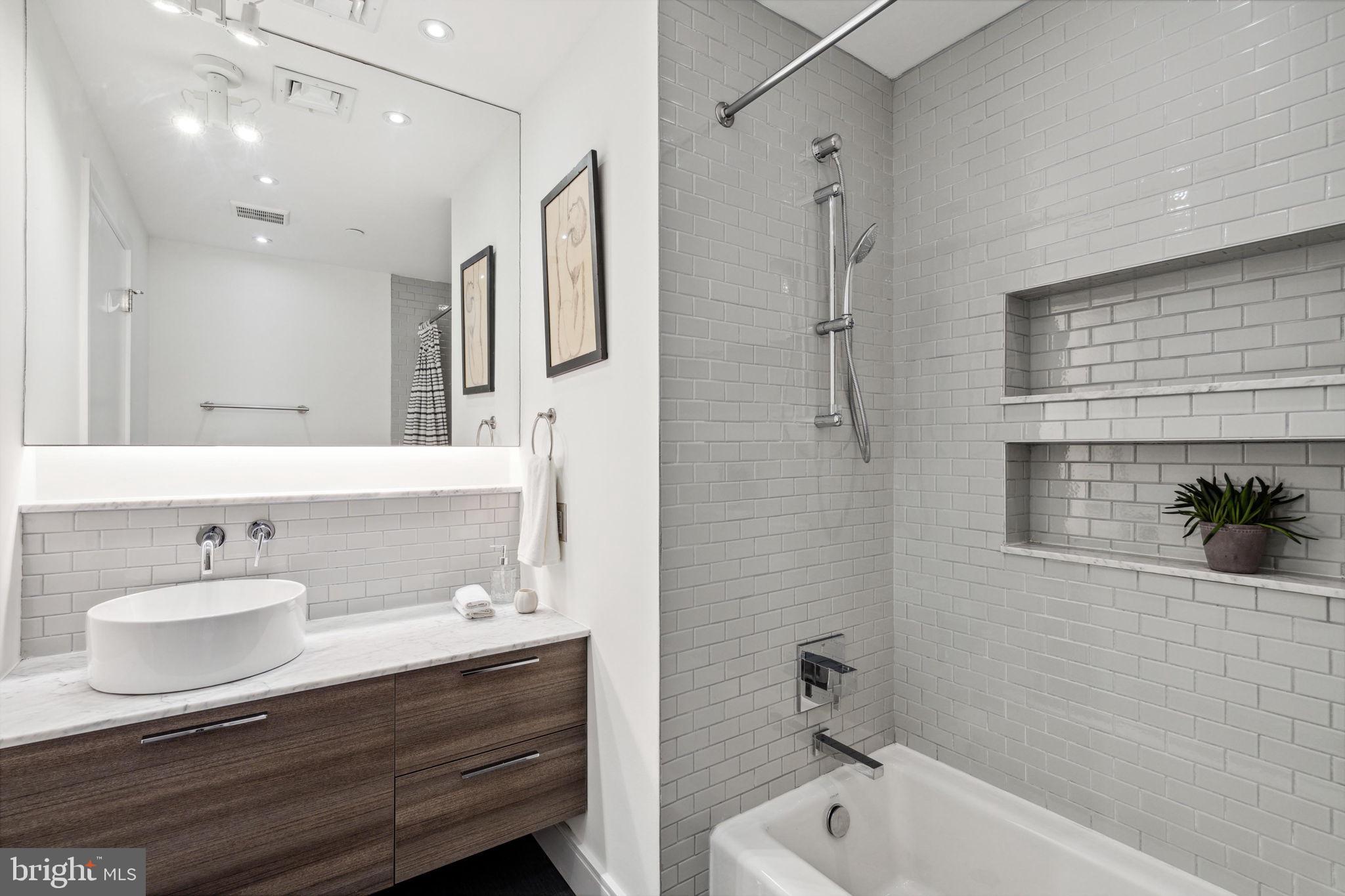 OLD CITY - Residential