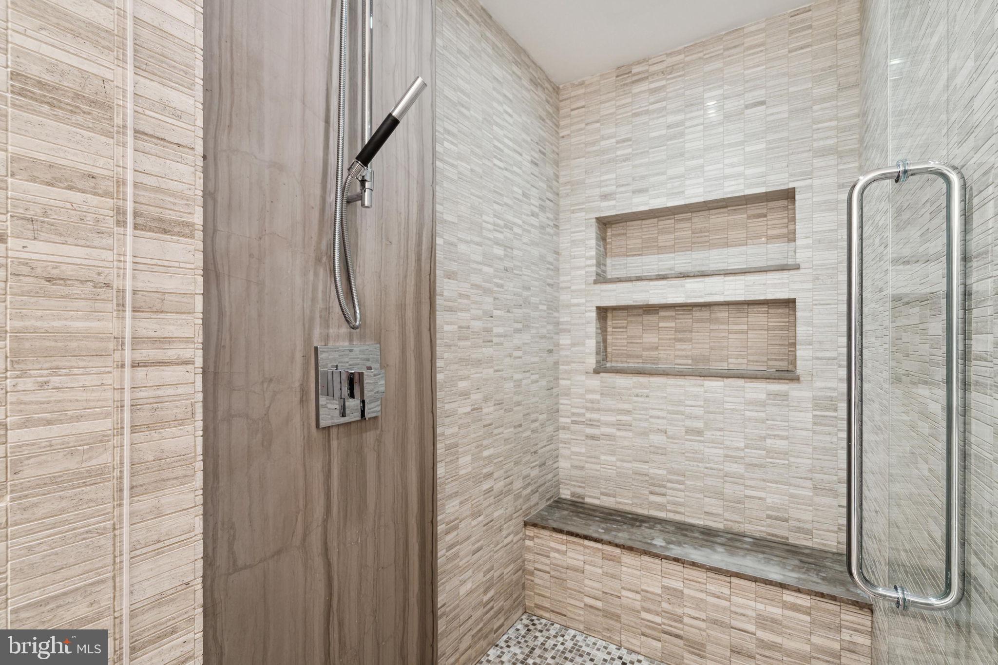 OLD CITY - Residential