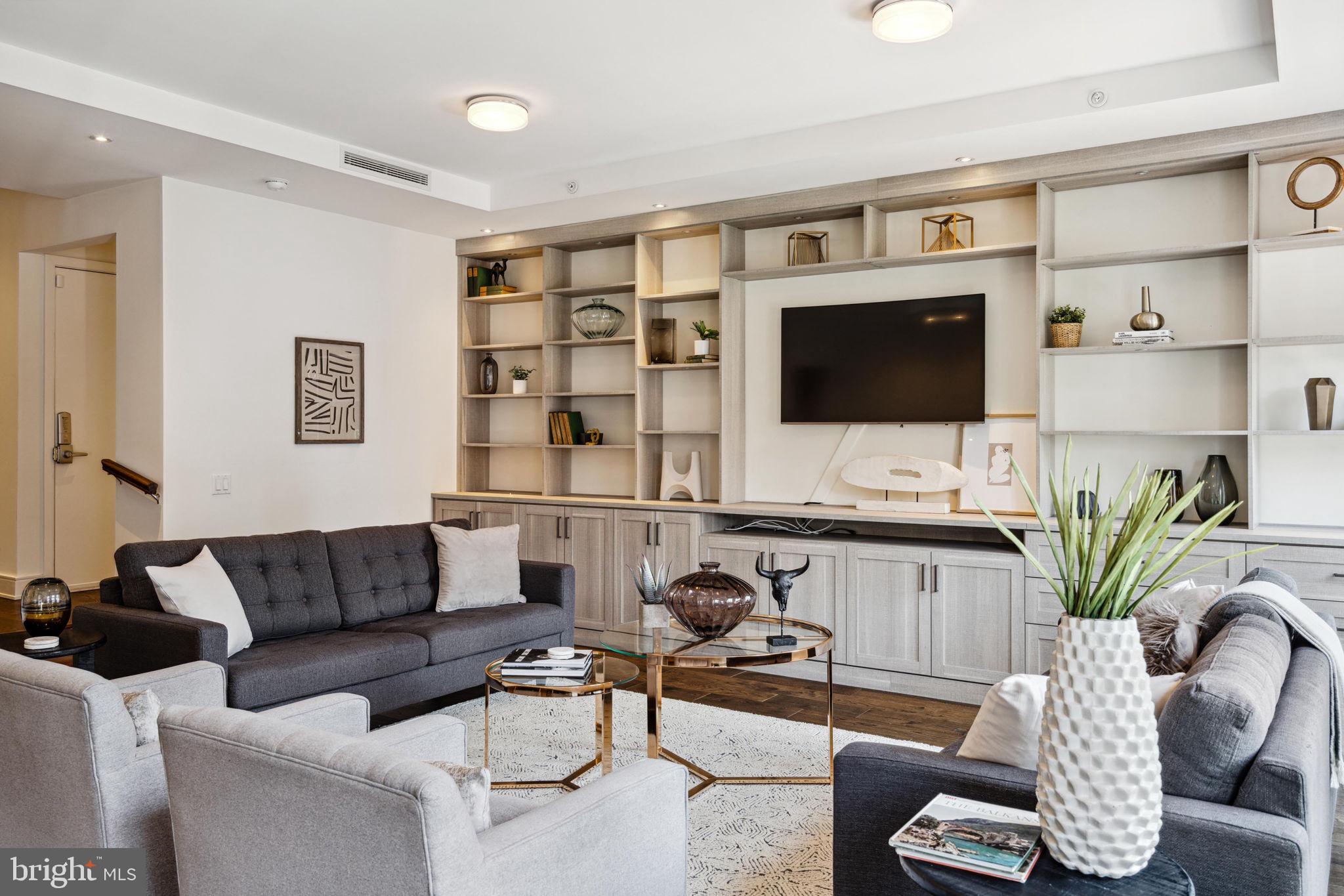 OLD CITY - Residential