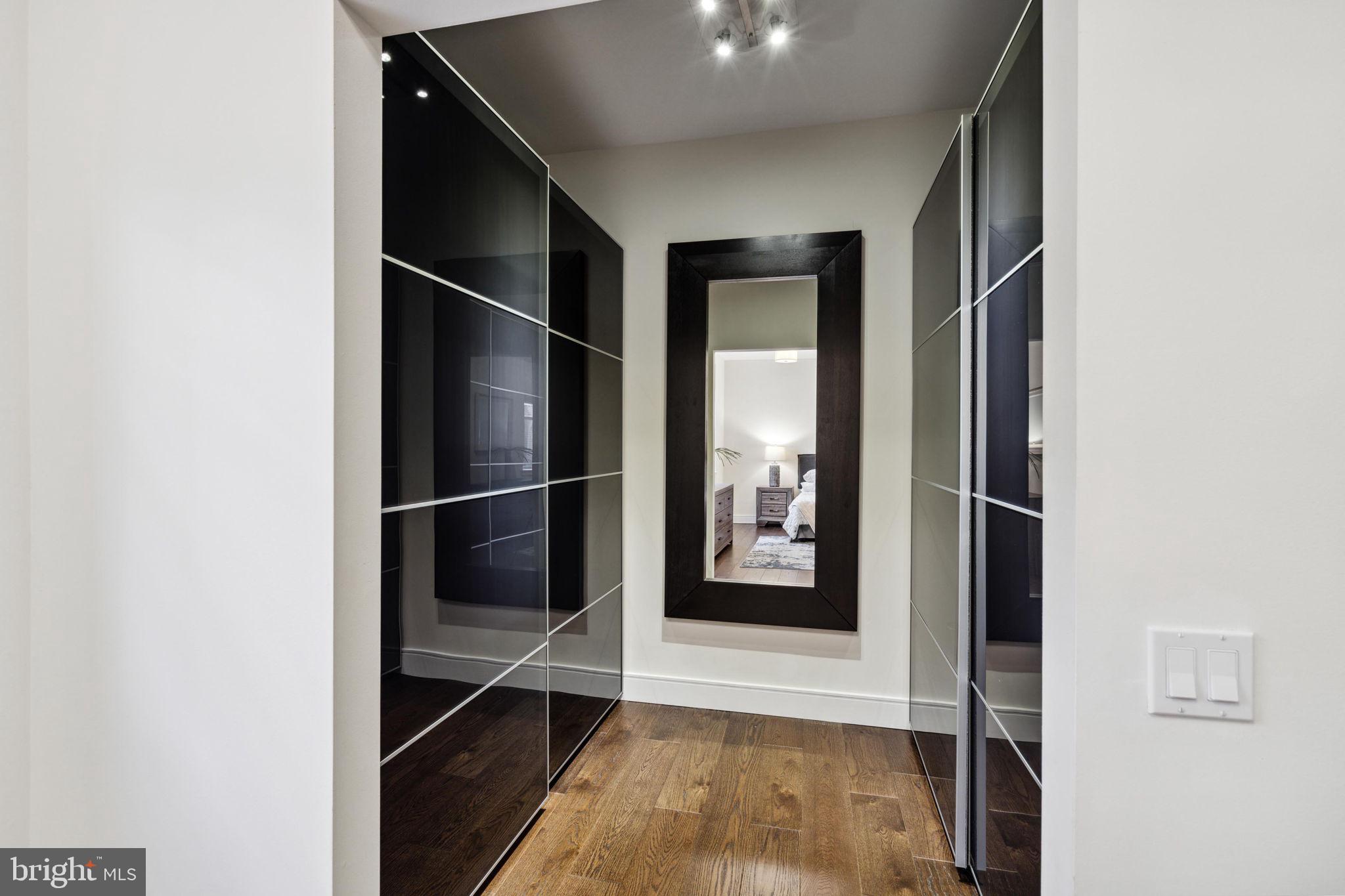 OLD CITY - Residential