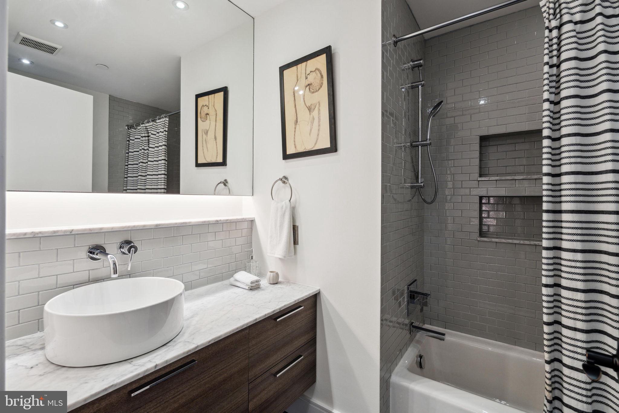 OLD CITY - Residential