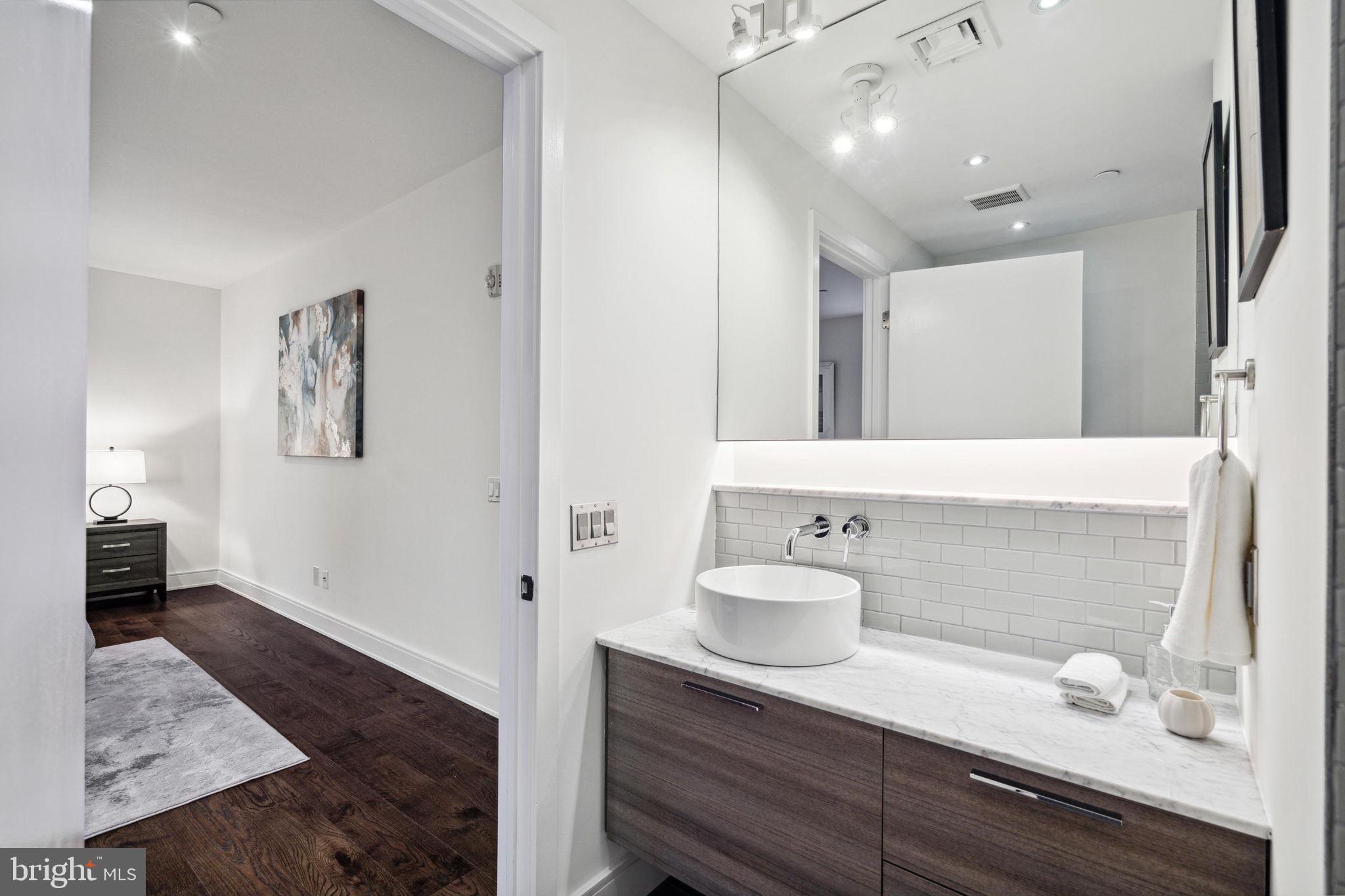 OLD CITY - Residential