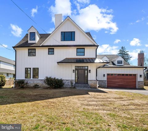 118 W BEECHTREE LANE WAYNE PA 19087