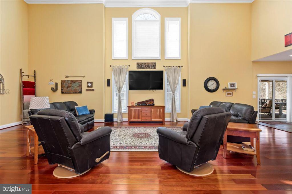 NI RIVER STATION - Residential