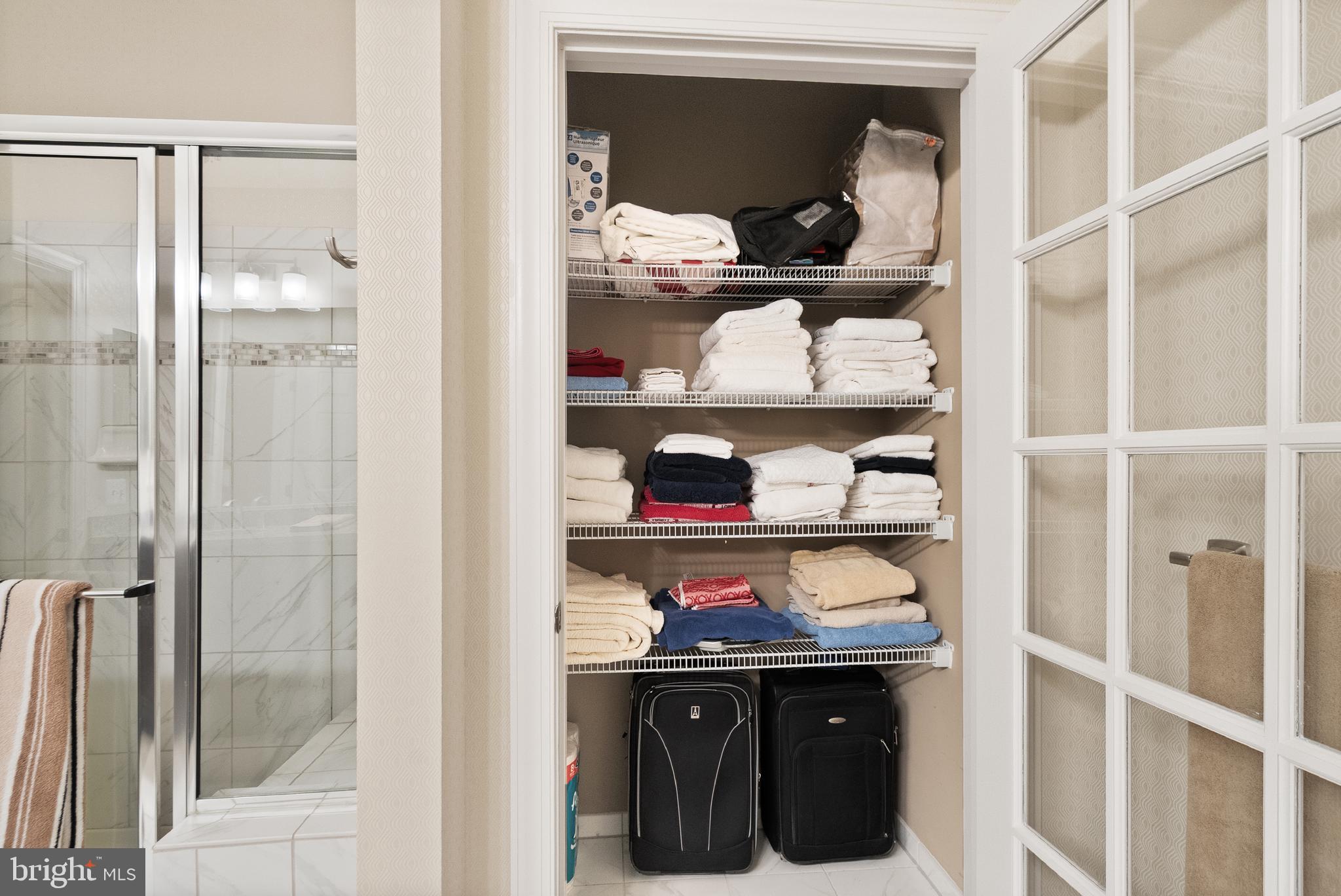 REGENCY AT DOMINION VALLEY - Residential