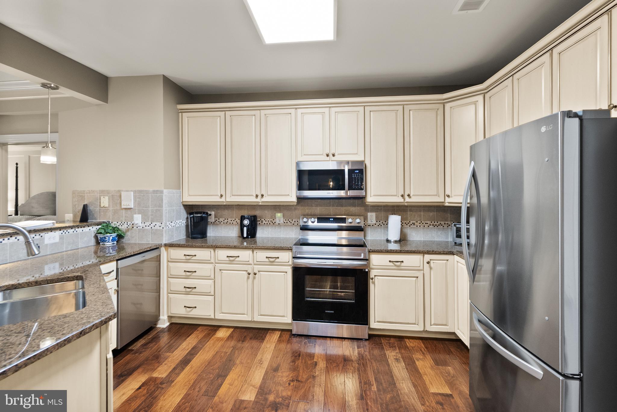 REGENCY AT DOMINION VALLEY - Residential