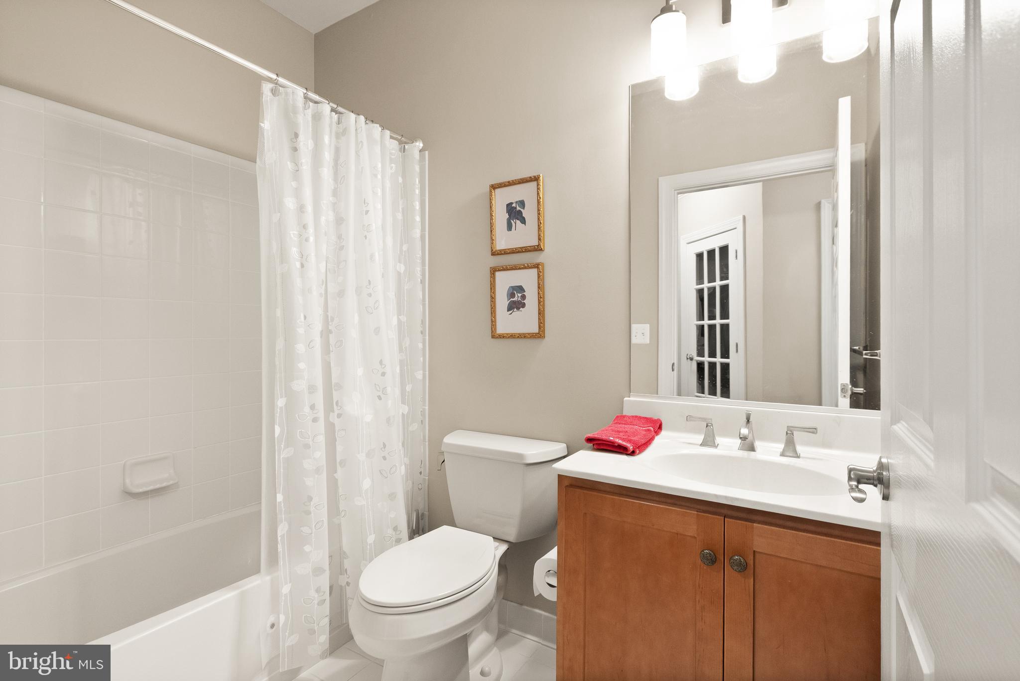 REGENCY AT DOMINION VALLEY - Residential