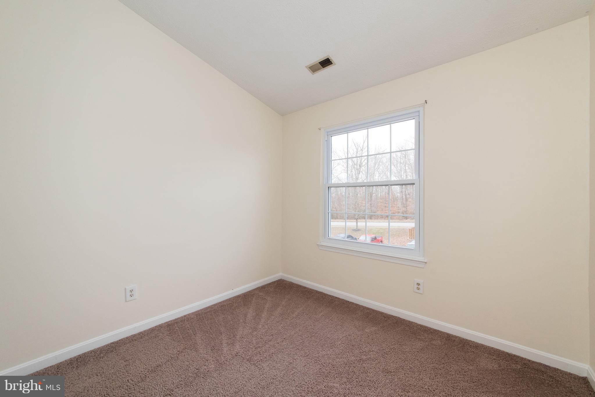 BRISTOL FOREST - Residential Lease