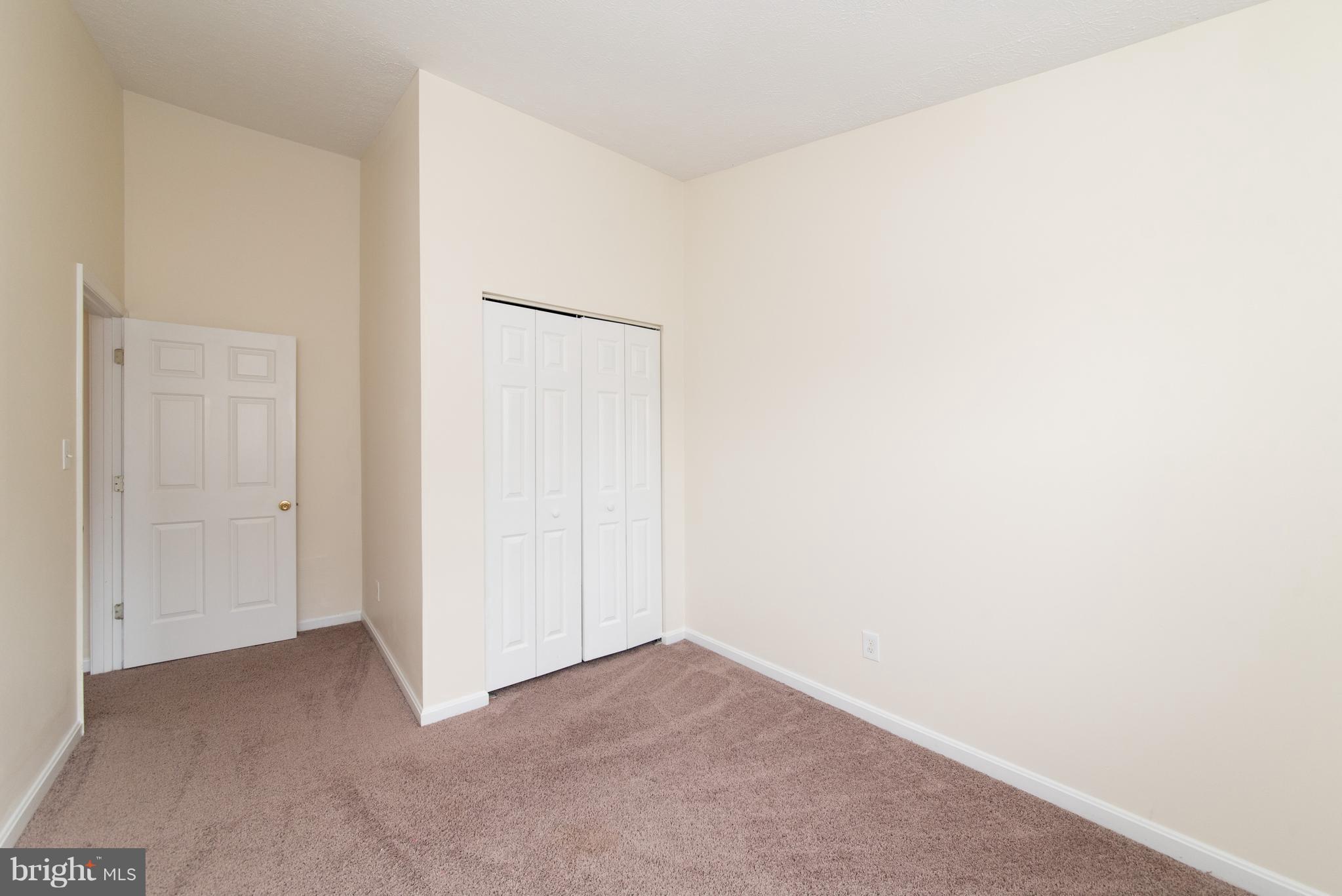 BRISTOL FOREST - Residential Lease