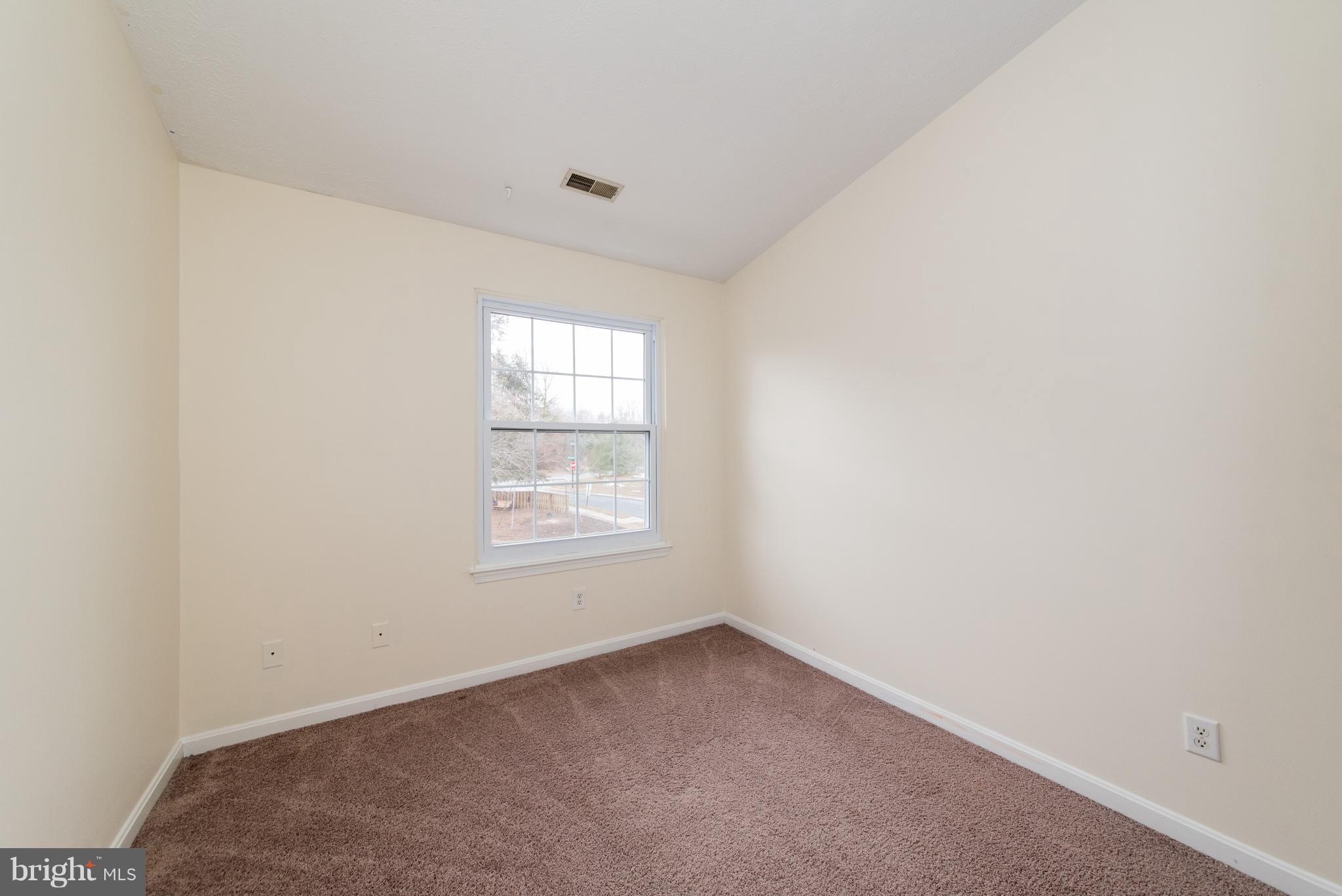 BRISTOL FOREST - Residential Lease