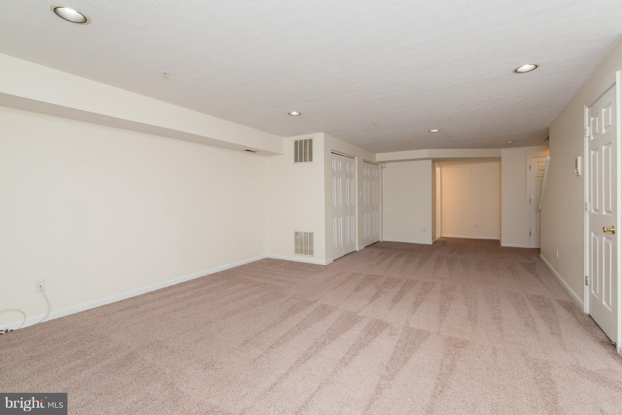 BRISTOL FOREST - Residential Lease