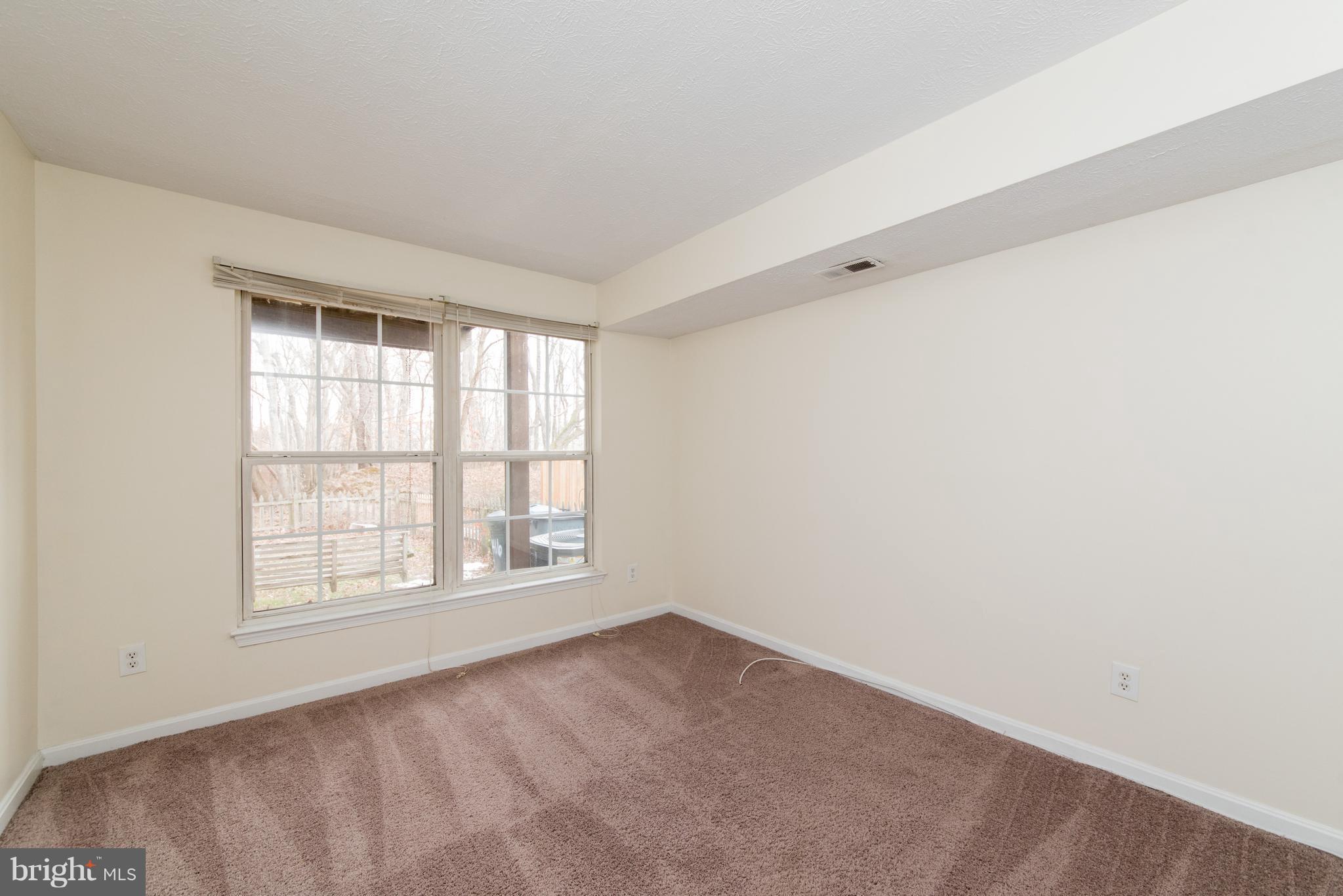 BRISTOL FOREST - Residential Lease