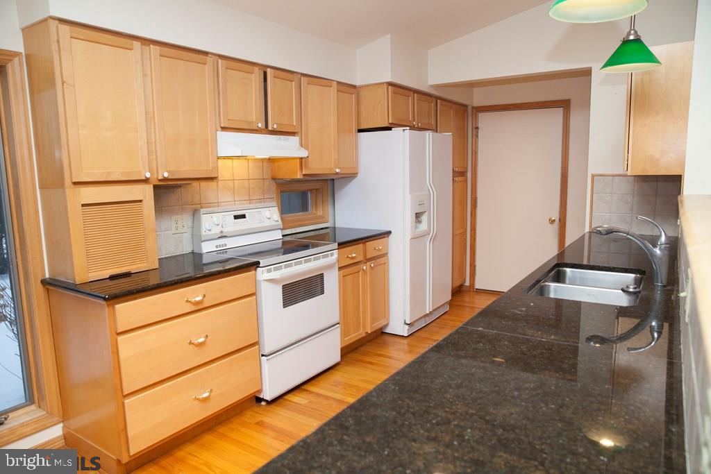 PARK FOREST VILLAGE - Residential
