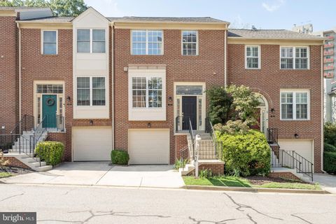 324 CLOUDES MILL DRIVE ALEXANDRIA VA 22304