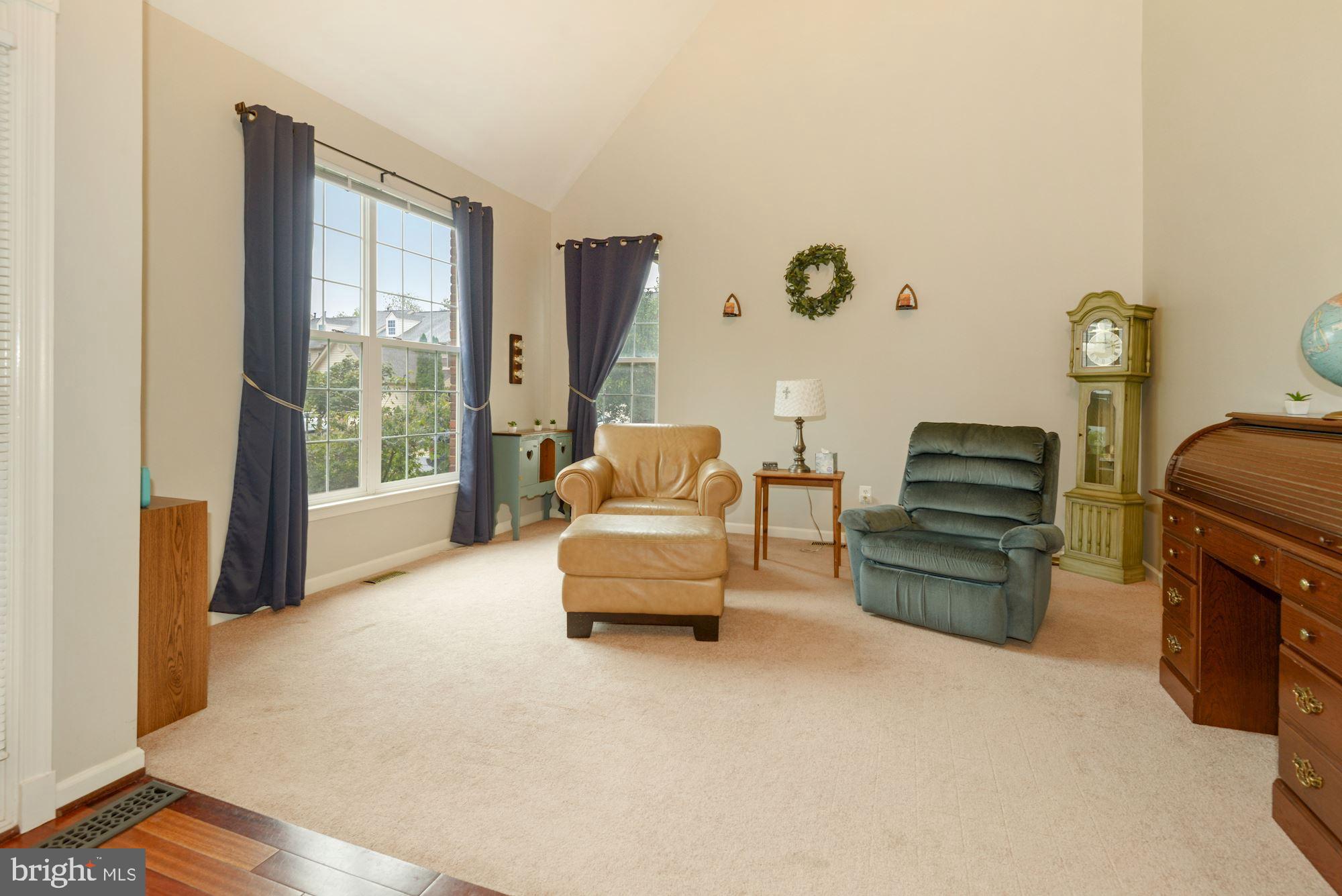 BELMONT COUNTRY CLUB - Residential