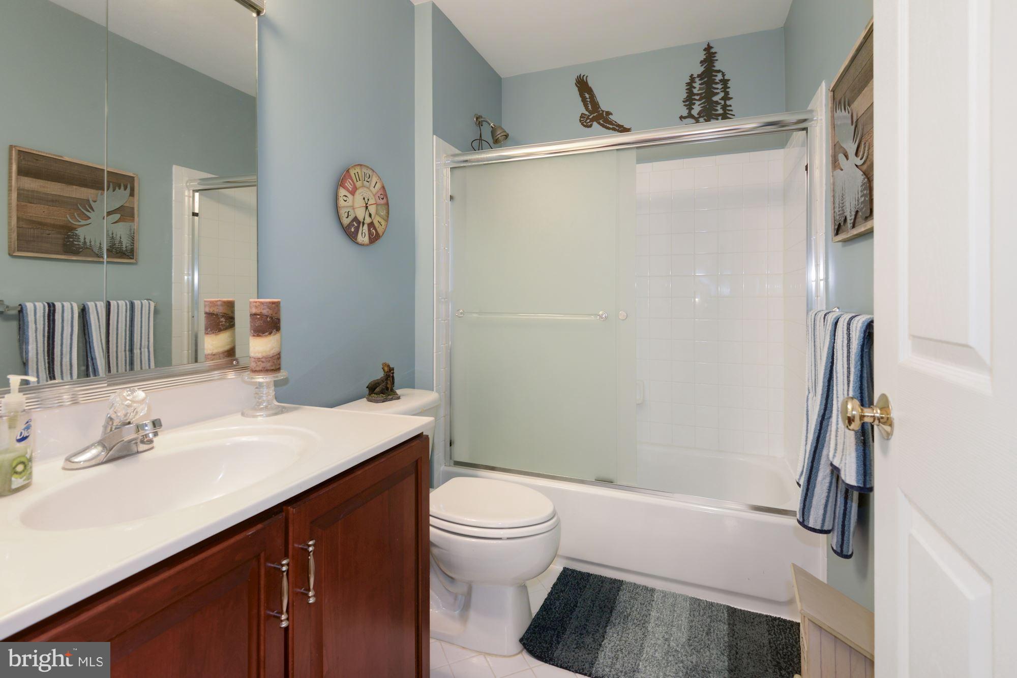 BELMONT COUNTRY CLUB - Residential