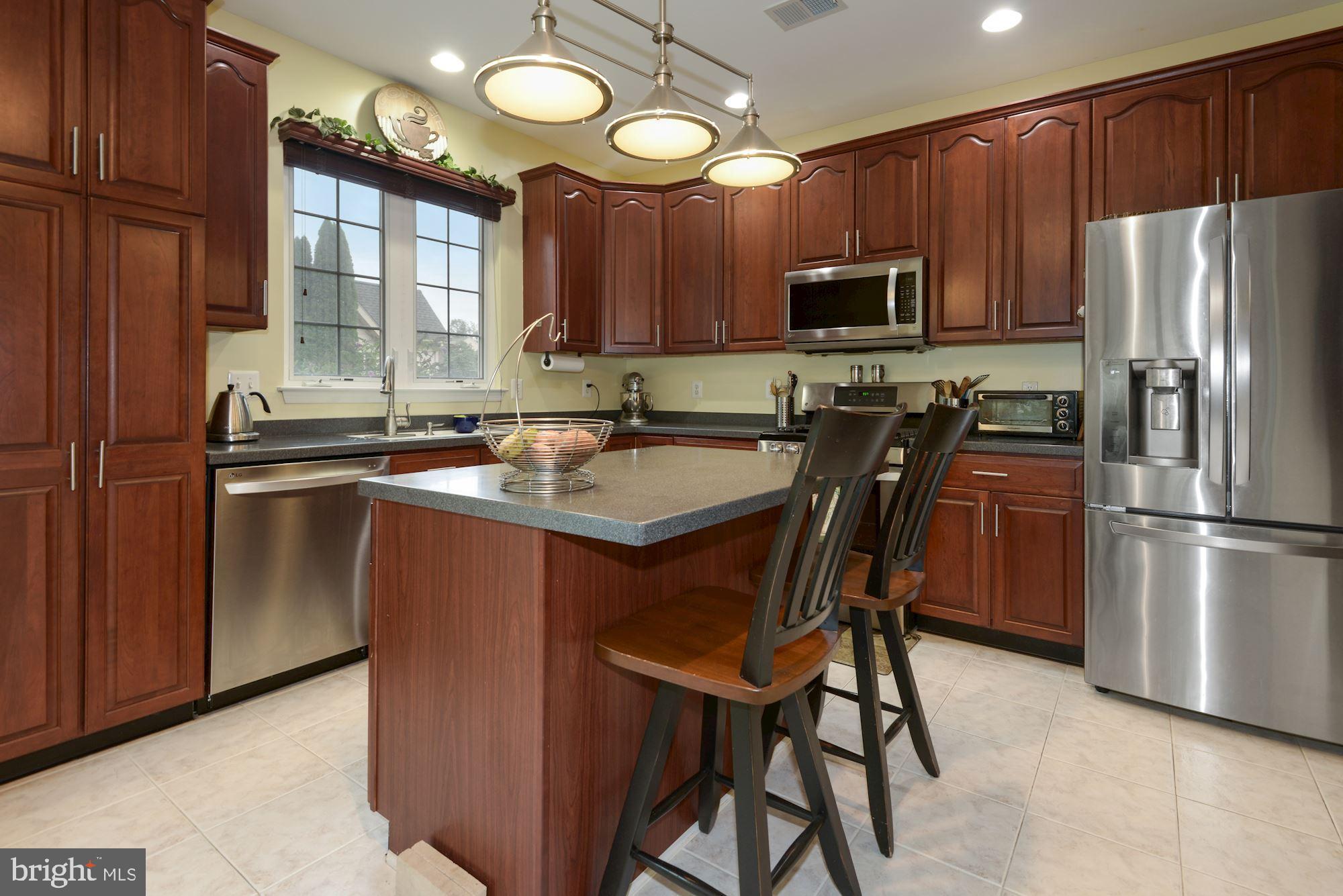 BELMONT COUNTRY CLUB - Residential