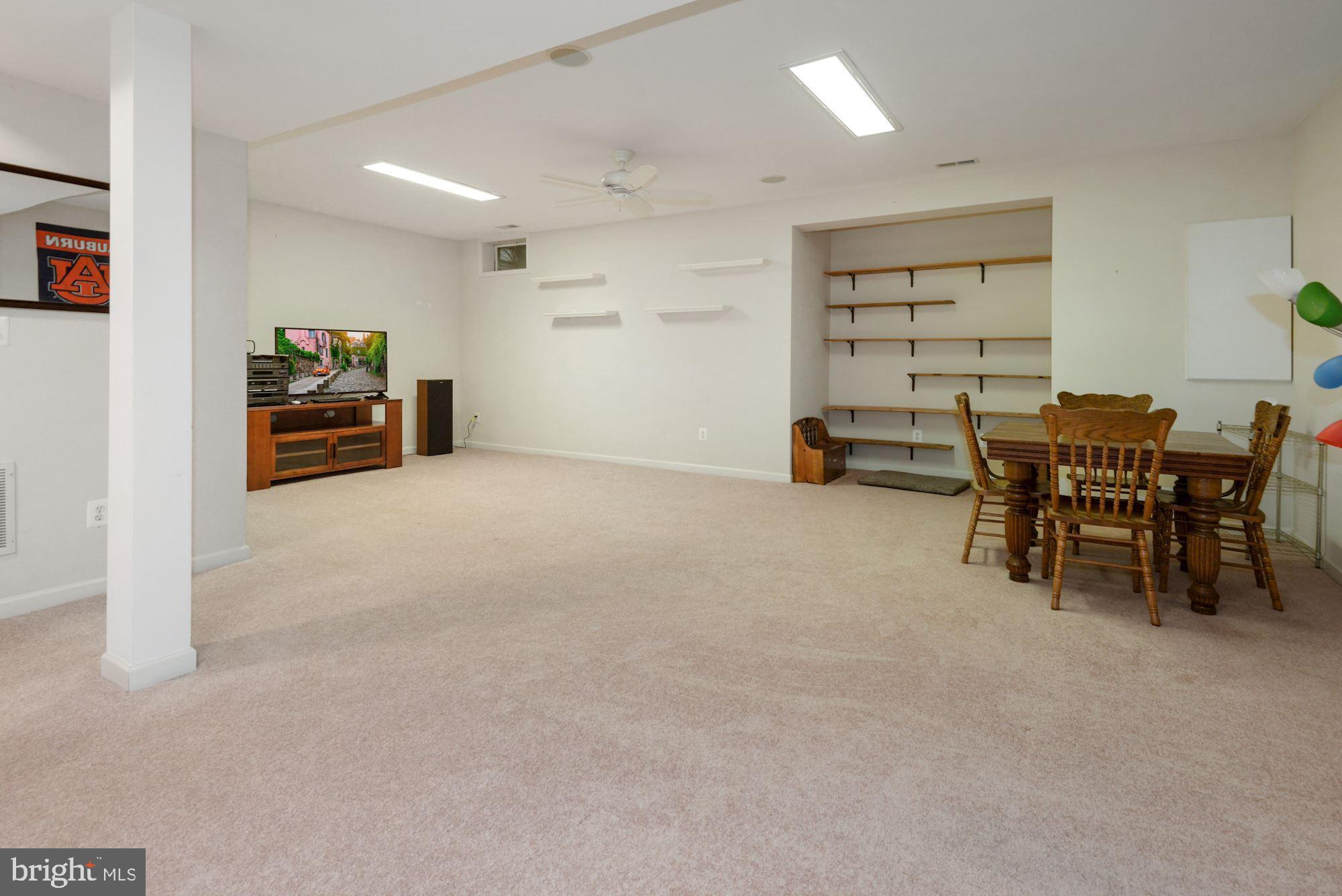 BELMONT COUNTRY CLUB - Residential