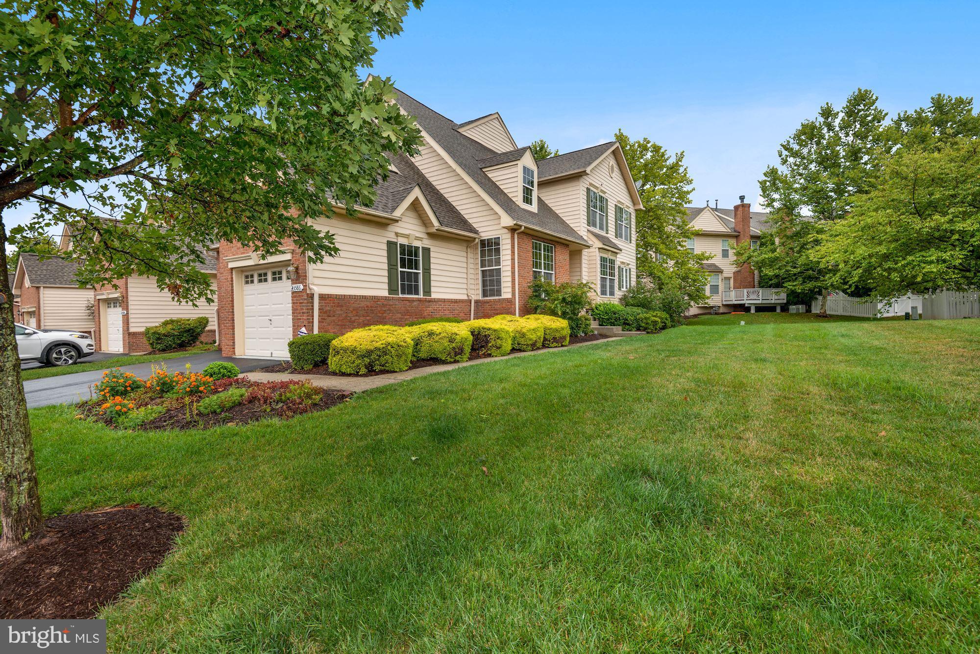 BELMONT COUNTRY CLUB - Residential