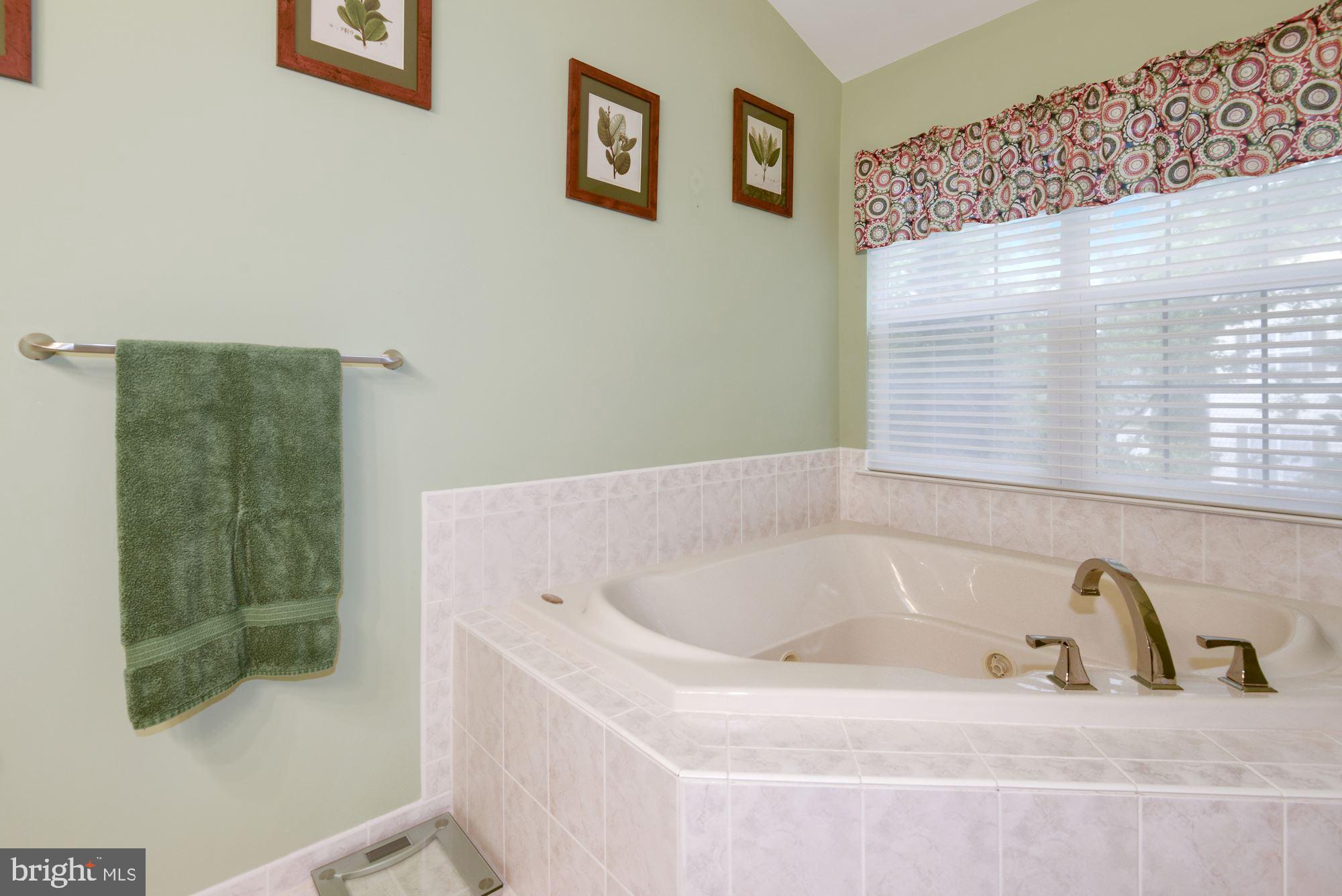 BELMONT COUNTRY CLUB - Residential