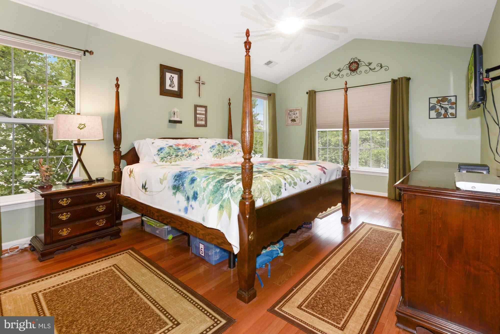 BELMONT COUNTRY CLUB - Residential